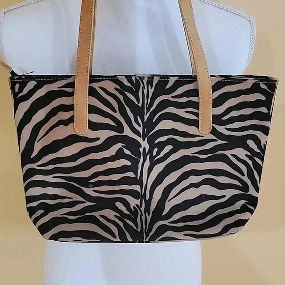 Fendi Animal Vintage Small Tote Bag - Picture 4 of 10